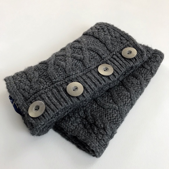 NUA Ireland Extra Fine Merino Wool Button Wrap Cable Knit Scarf 58x11.5 Charcoal - Picture 1 of 9